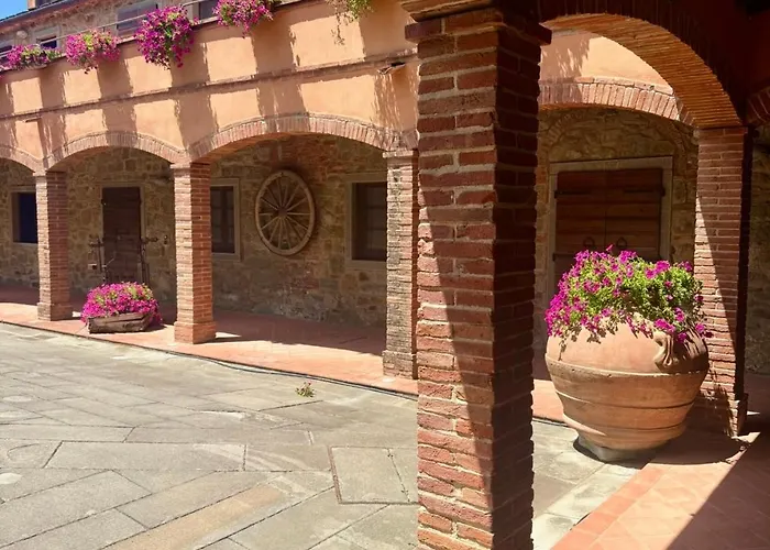 Casa - 2 Bedroom Apartment